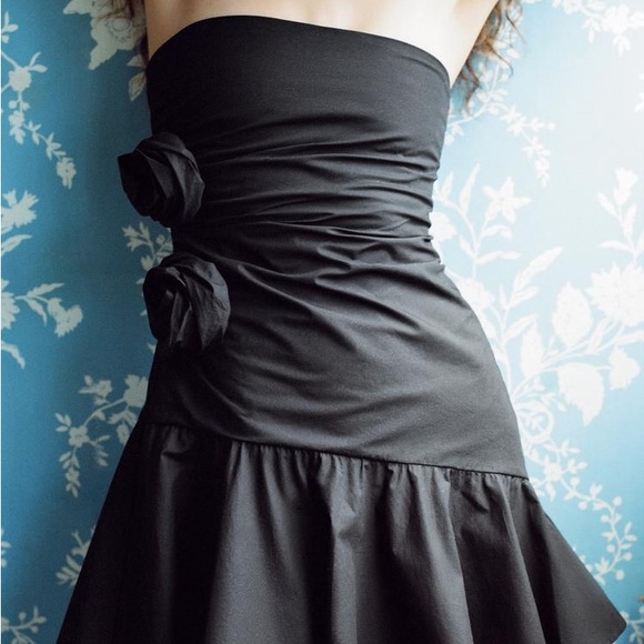 RAISED FLOWERS STRAPLESS DRESS - Picture 2 of 7